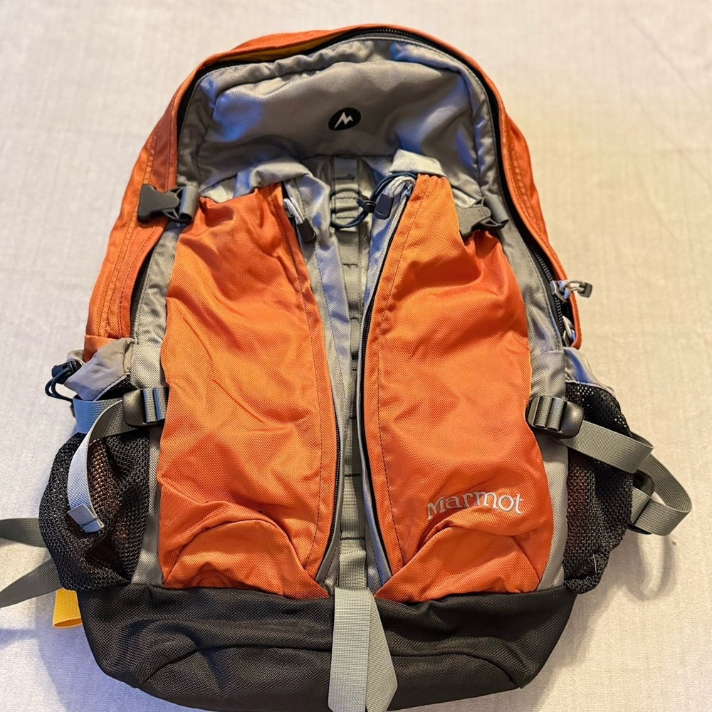 Marmot Hiking Backpack Orange Gray Hydration Daypack Padded Hip Belt Outdoor